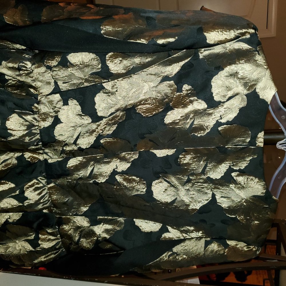 Ashro Suit - Picture 3 of 9